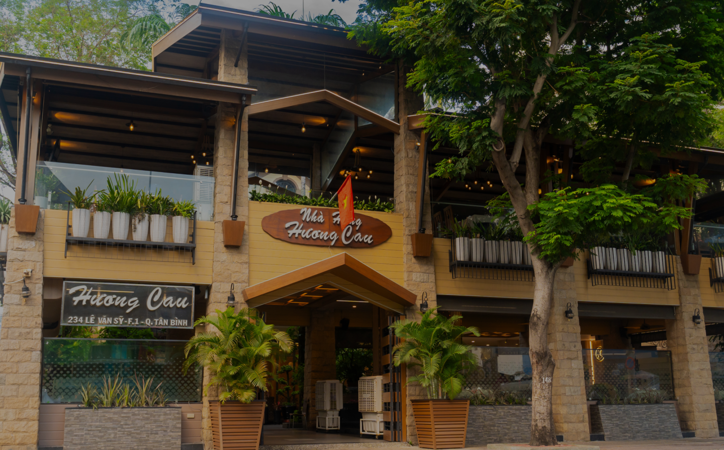 Hương Cau Restaurant